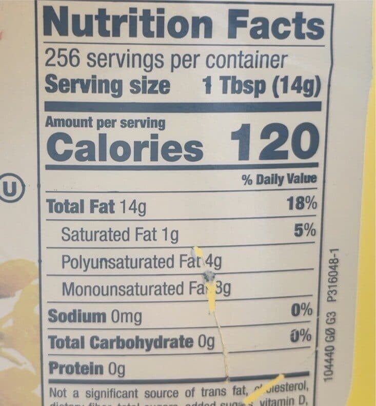 Supreme Oil Co. Canola oil packshot