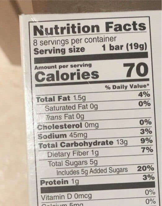 O Organics Apple cereal bars packshot