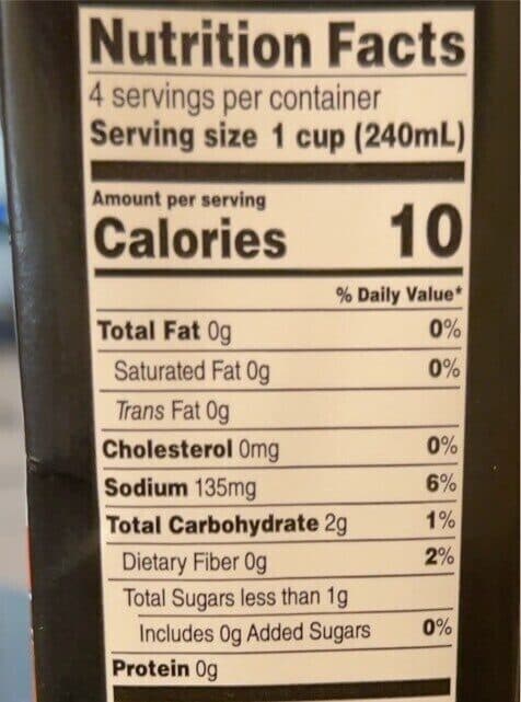 Imagine Organic Low Sodium Vegetarian No Chicken Broth packshot