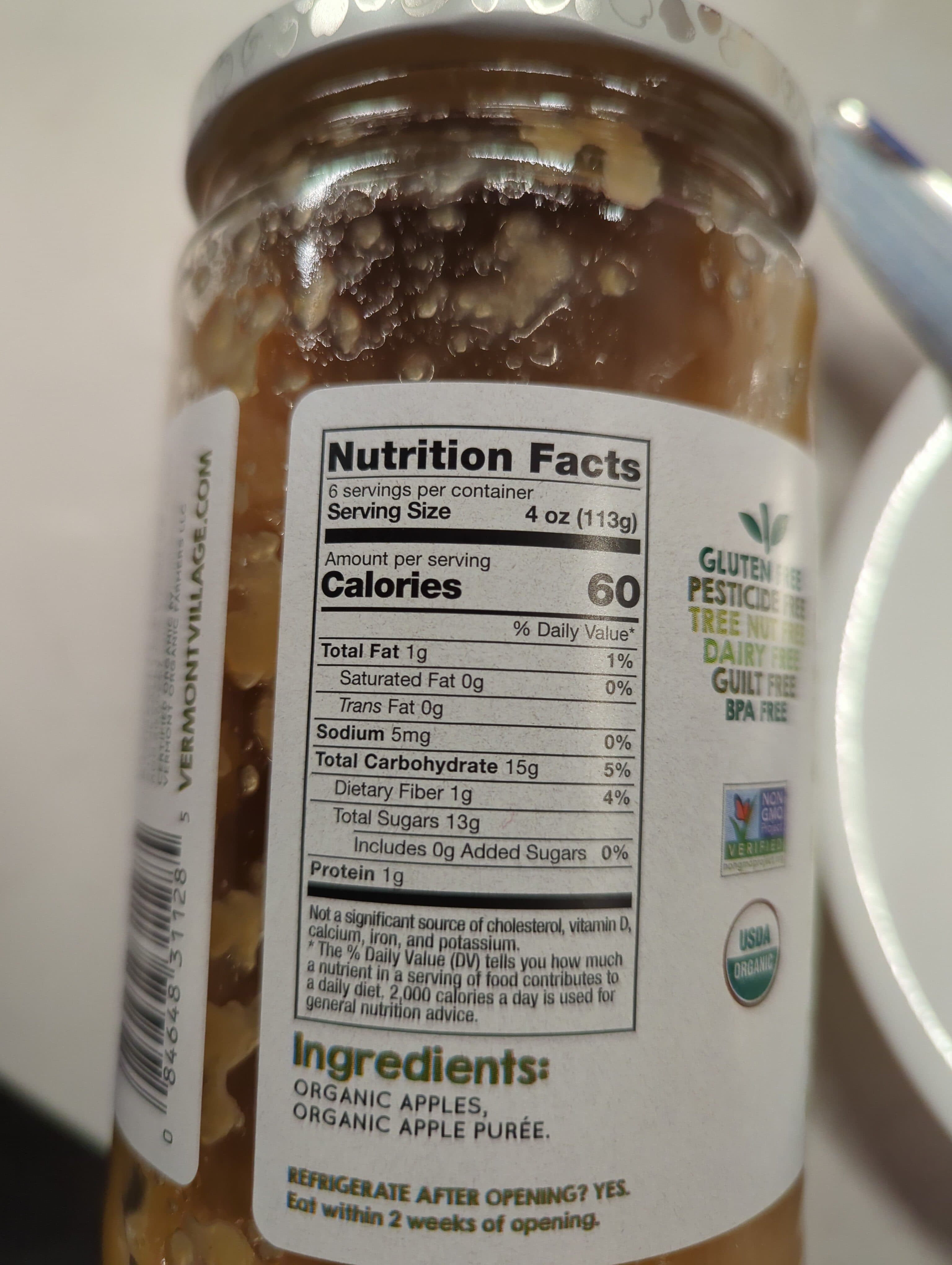 Village Cannery Of Vermont Organic Unsweetened Applesauce packshot