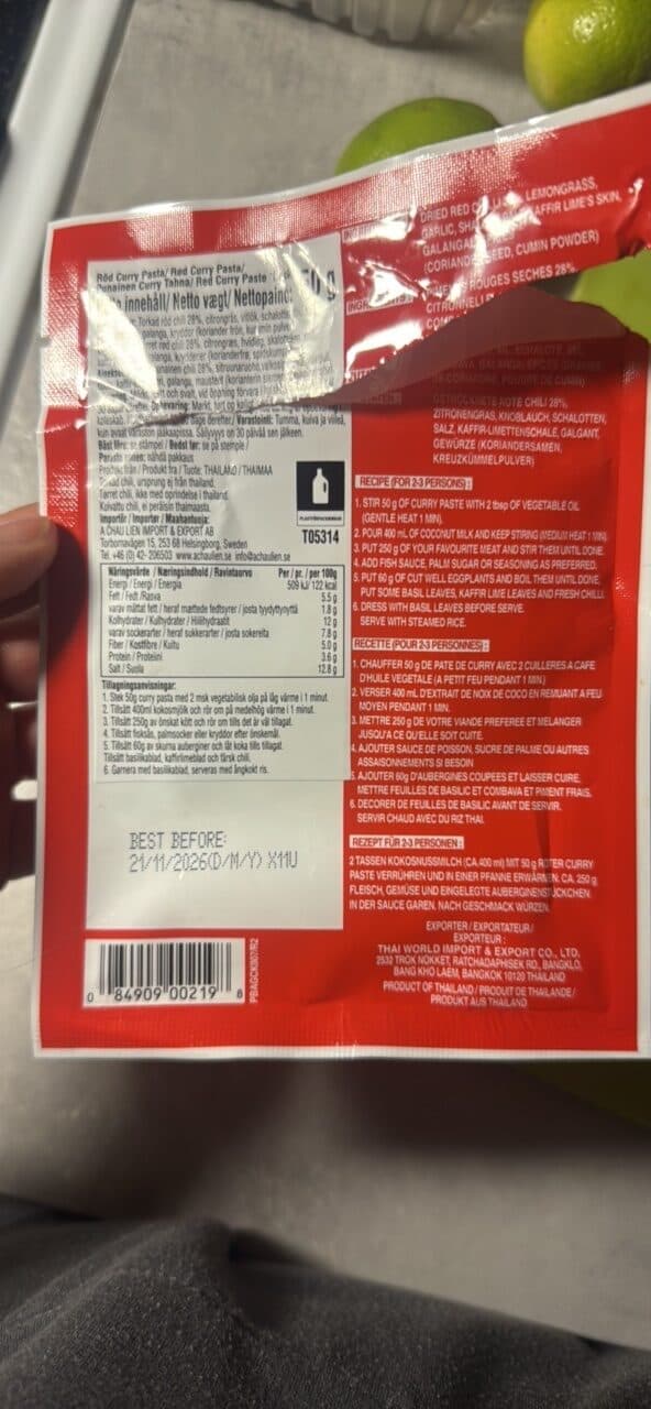 Cock brand Red Curry Paste packshot