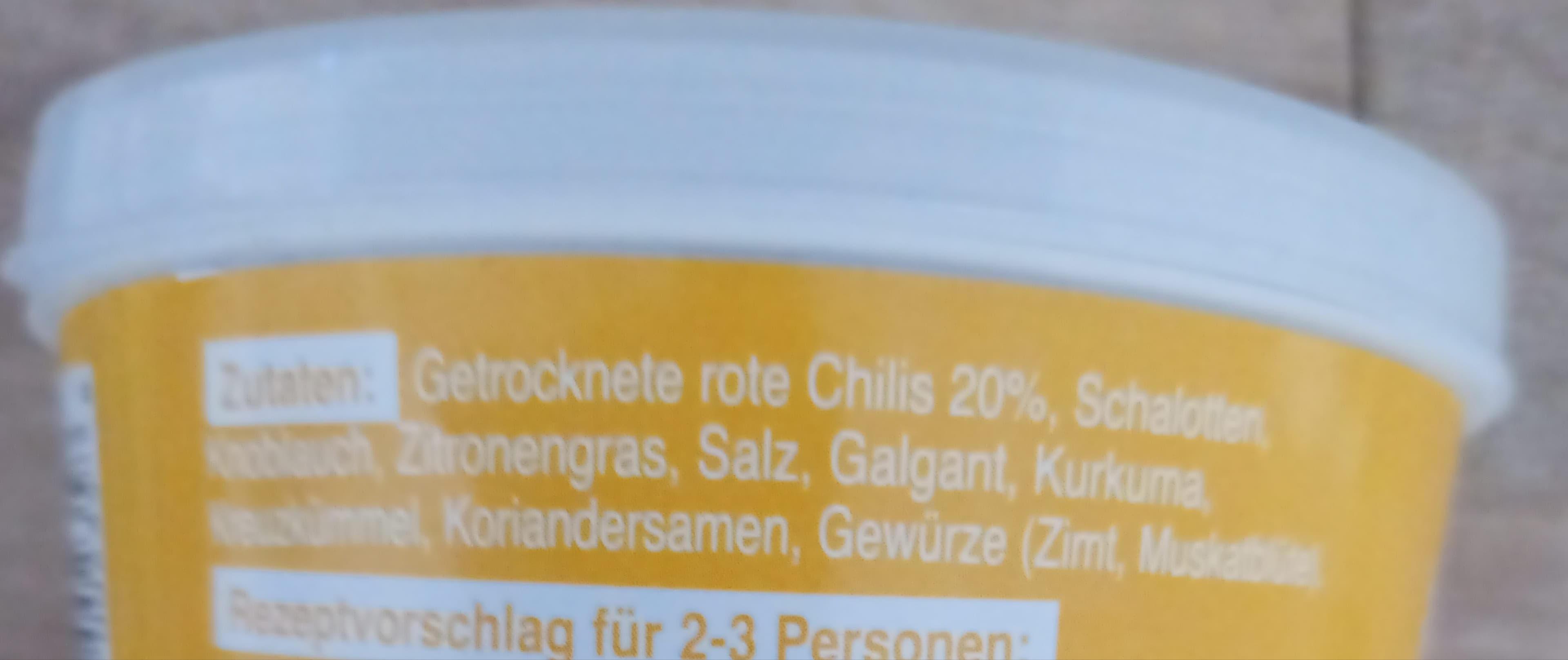 Cock Brand Yellow curry paste packshot