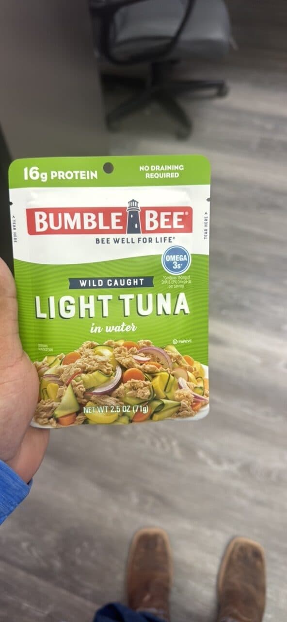 Bumble Bee Light Tuna in water packshot