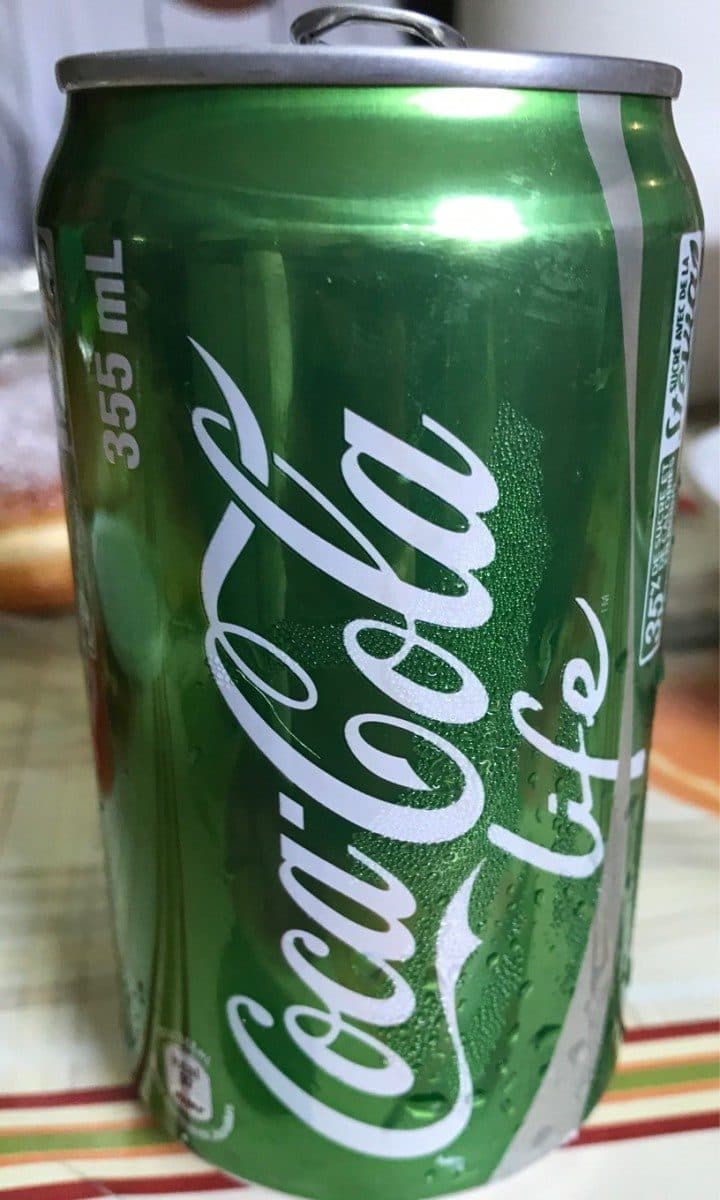 Coca-Cola Coca cola life packshot