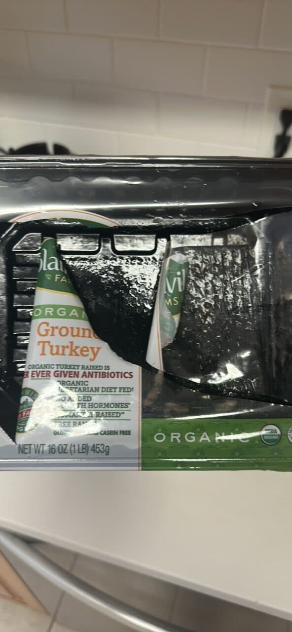 Plainville Farms Organic Ground Turkey packshot