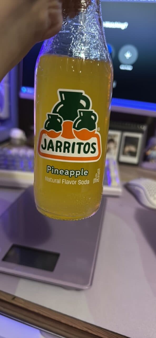 Jarritos Pineapple Natural Flavor Soda packshot
