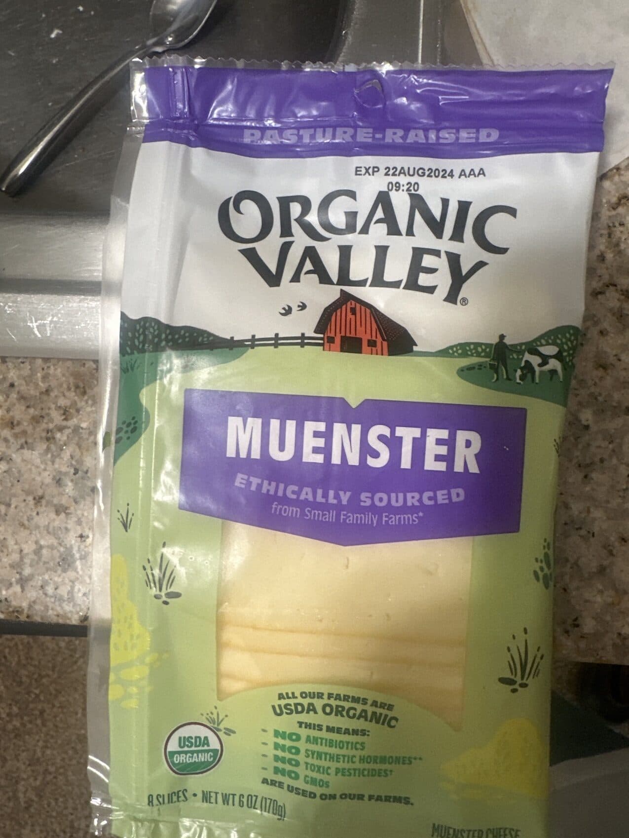 Organic Valley Muenster Cheese Deli Slices packshot