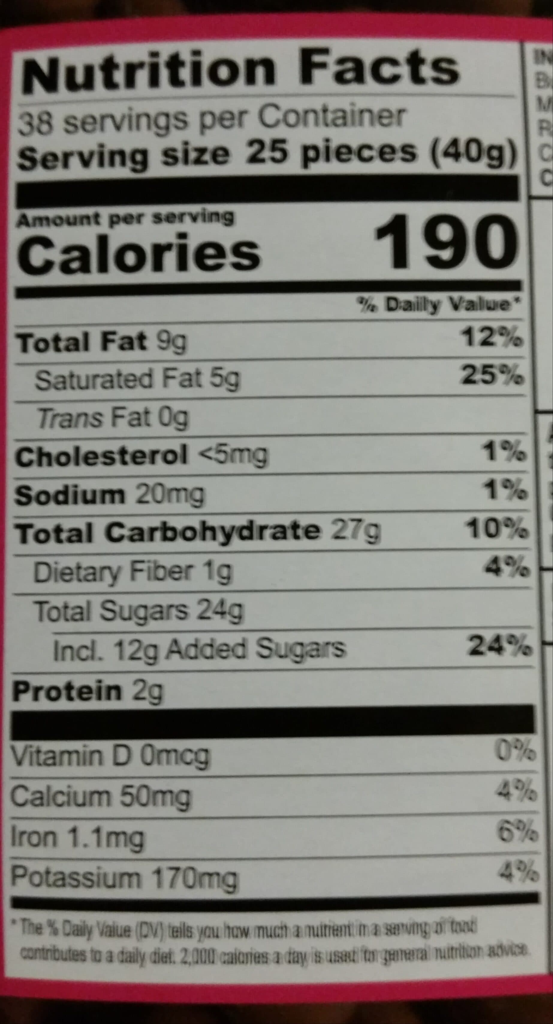 Kirkland Signature Milk Chocolate Raisins packshot
