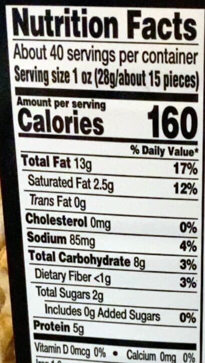 Kirkland Signature Whole Fancy Cashews packshot