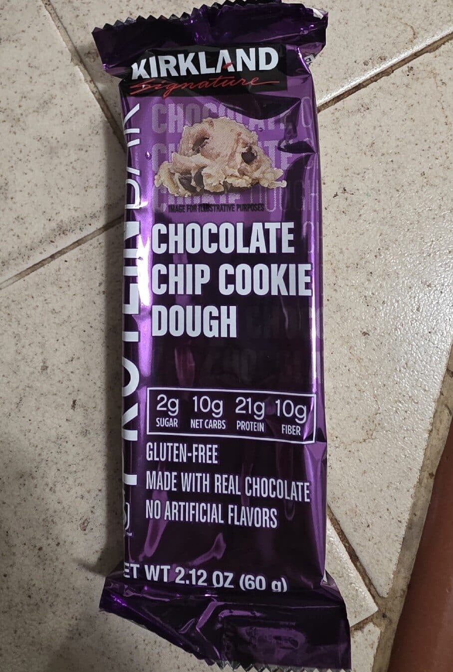 Kirkland Signature Chocolate Chip Cookie Dough packshot