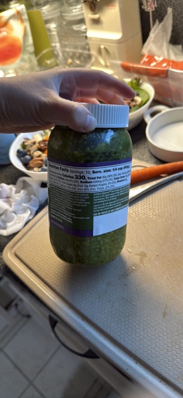 Kirkland Signature Basil Pesto packshot