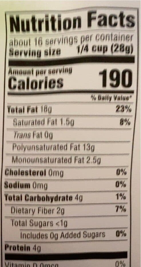 365 Whole Foods Market Halves & Pieces Walnuts packshot