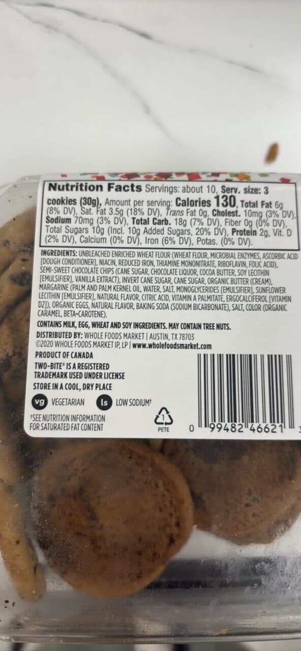 365 Whole Foods Market Two-Bite Chocolate Chip Cookies packshot