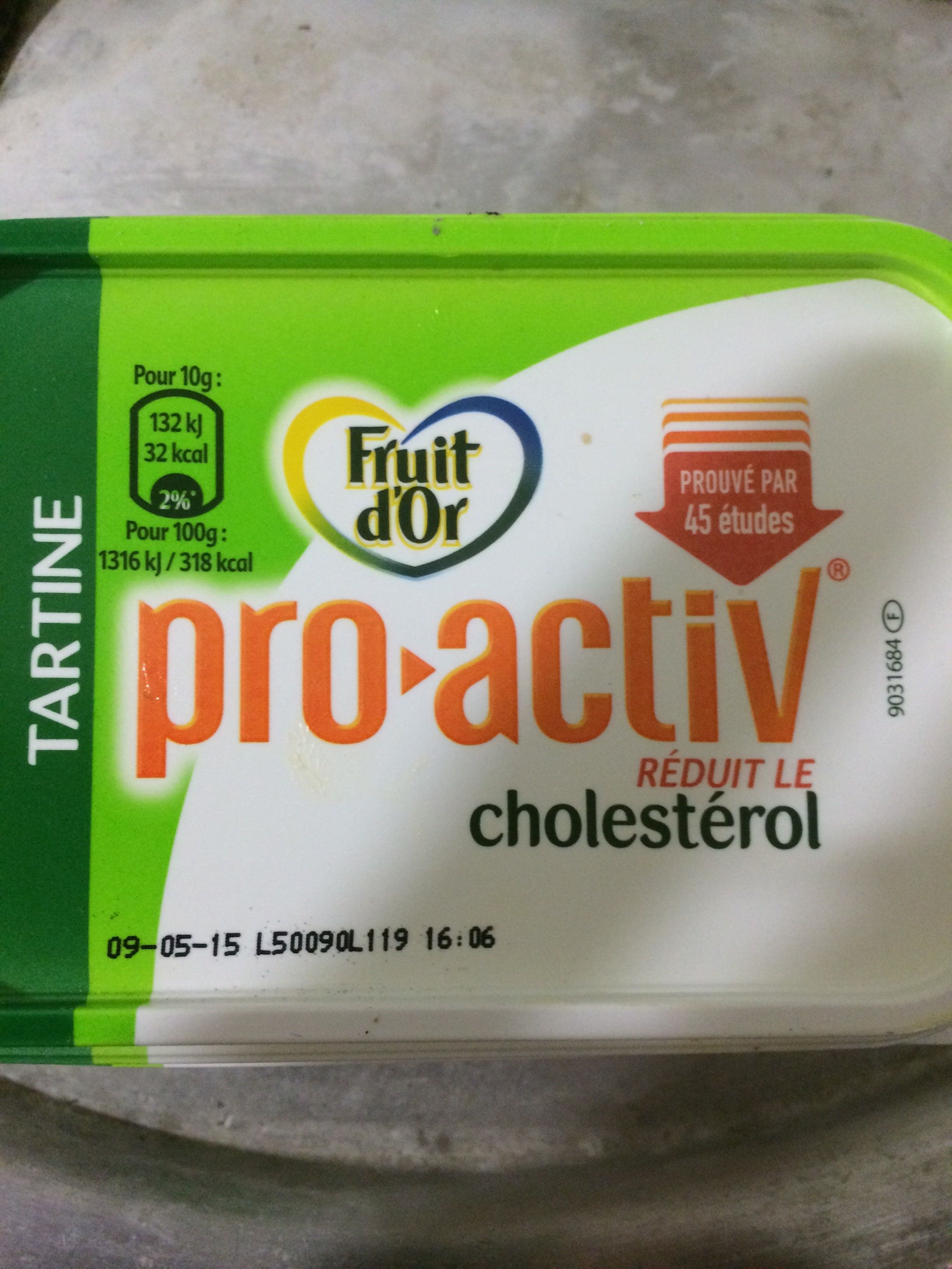 Fruit d'Or pro-activ Fruit d'Or pro-activ (35 % MG) Tartine packshot