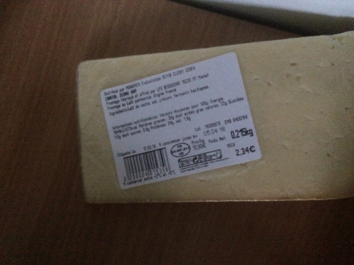 Open Food Facts Cantal jeune Aop packshot