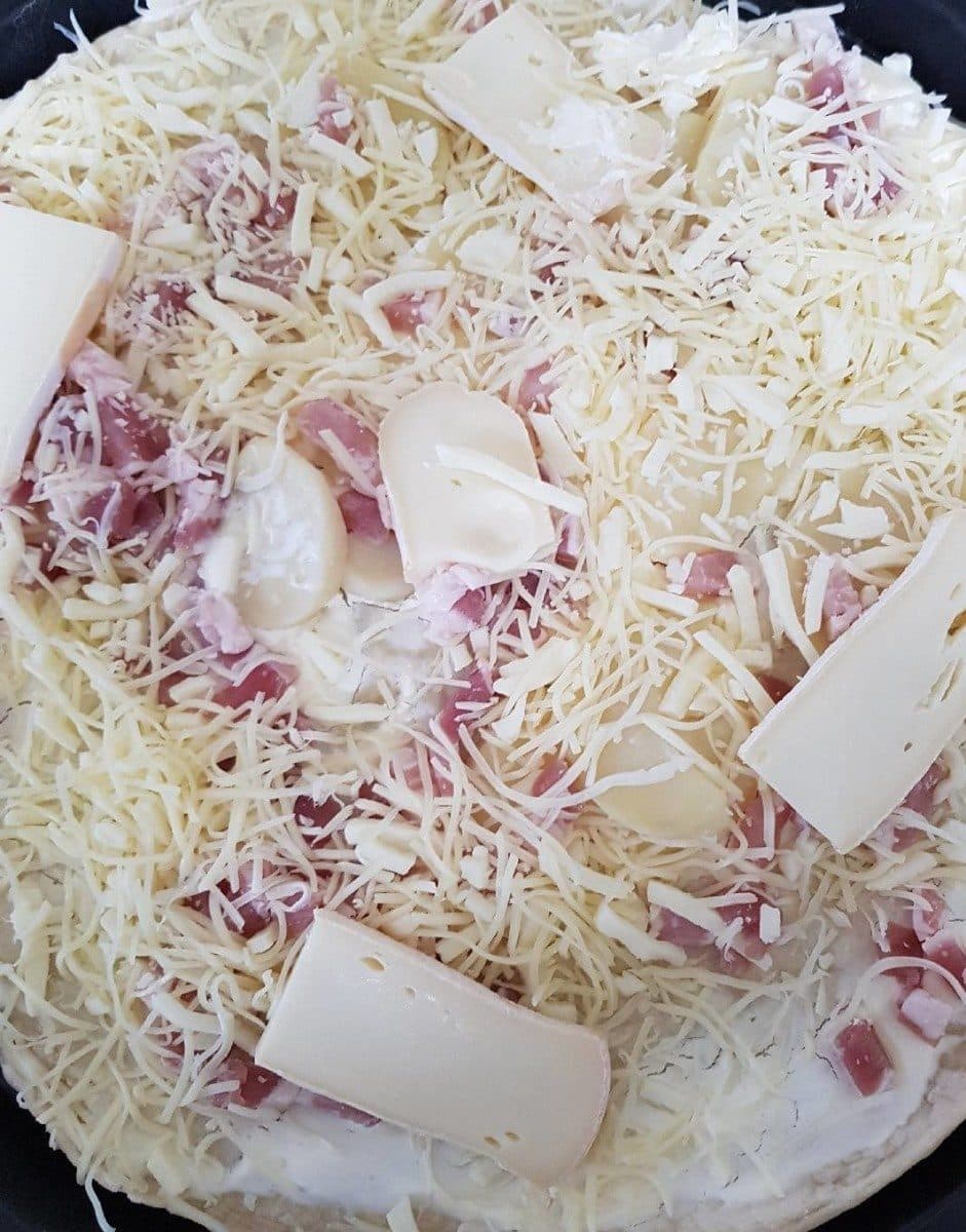 Open Food Facts Pizza Savoyarde prêt à cuire packshot