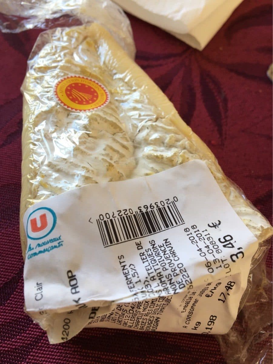 Open Food Facts Brie de Meaux AOP packshot