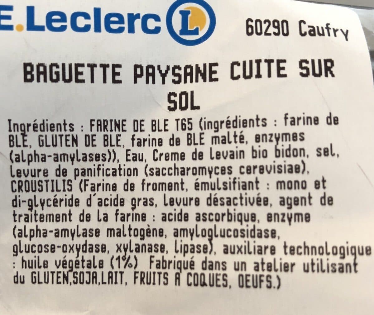 Open Food Facts Baguette paysanne cuite sur sol packshot