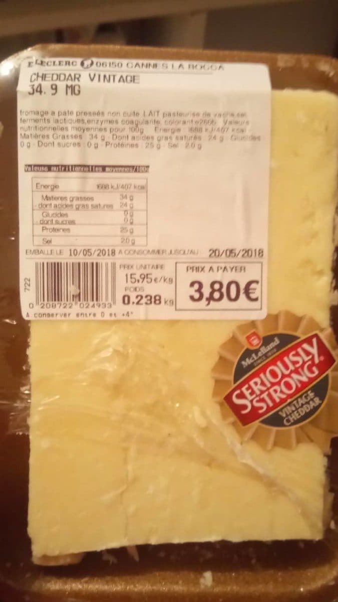 Open Food Facts Cheddar vintage packshot