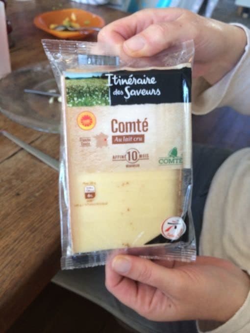 Intermarché Comté packshot