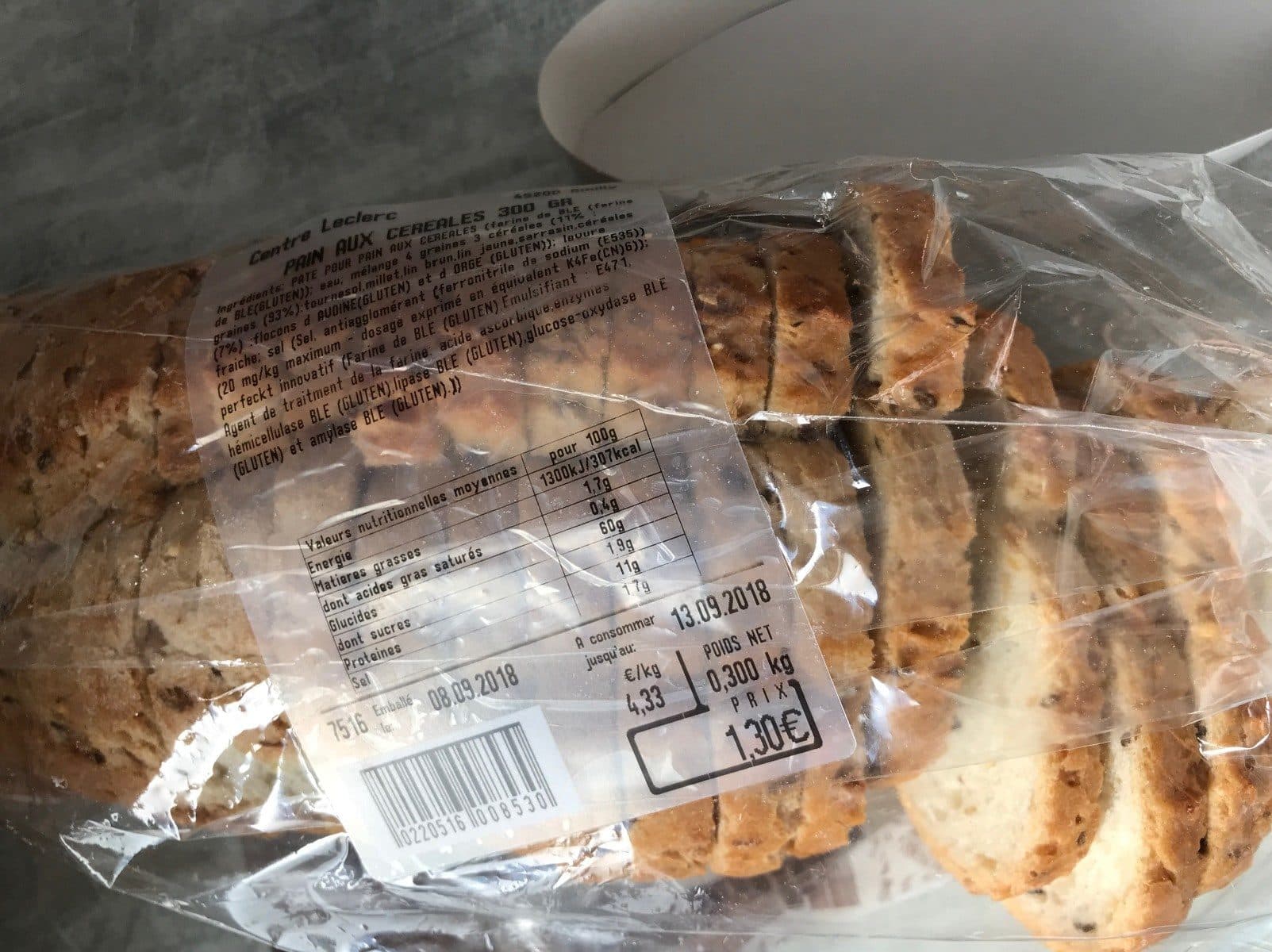 Open Food Facts Pain aux cereales 300g packshot