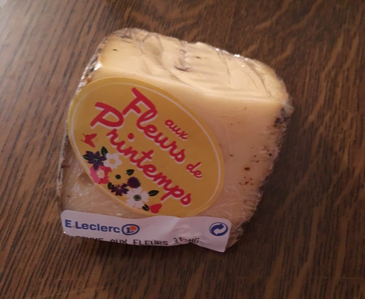 Open Food Facts Tomme aux fleurs packshot