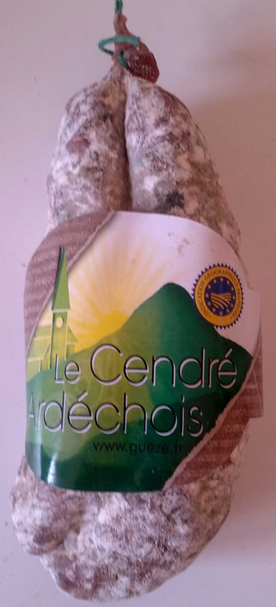 Guèze Le cendré Ardéchois packshot