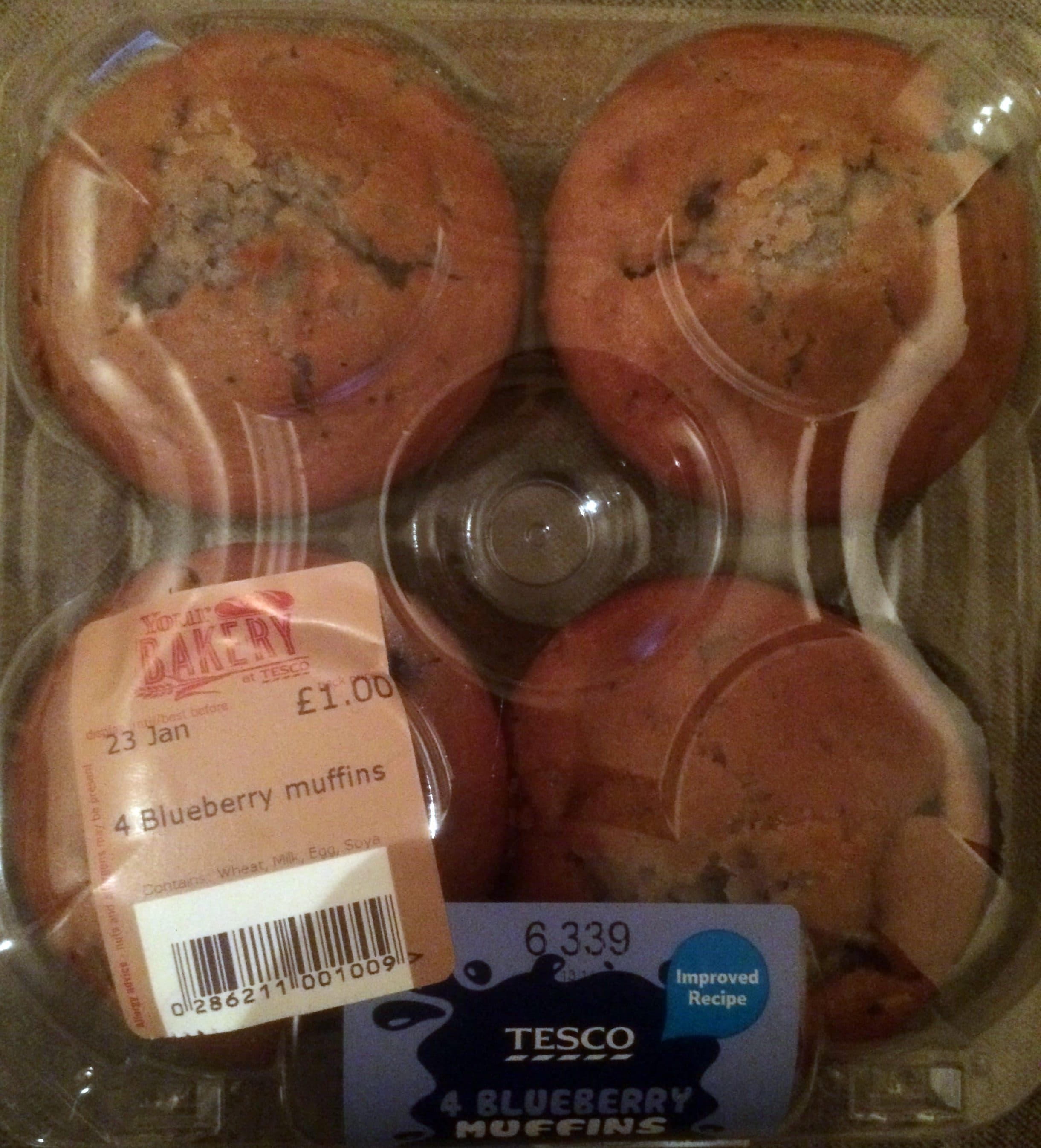 Tesco 4 Blueberry Muffins packshot