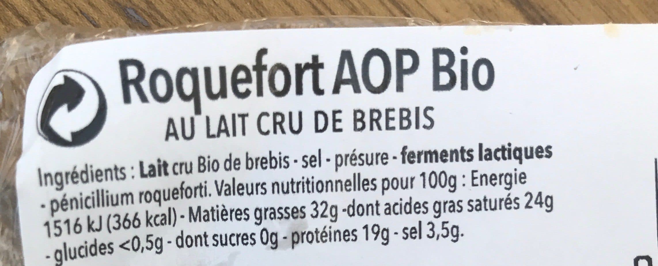 Open Food Facts Roquefort AOP packshot