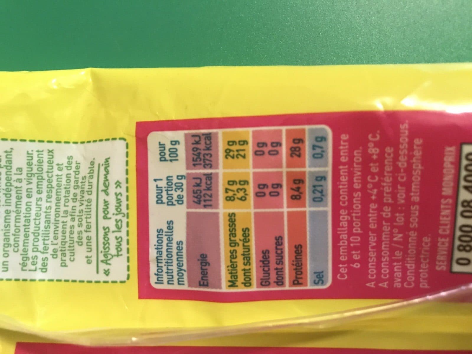 Monoprix Emmental Bio packshot