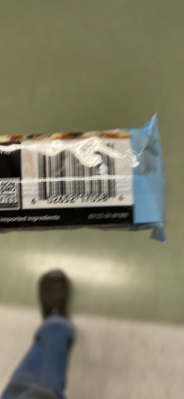 KIND Blueberry Vanilla Cashew packshot