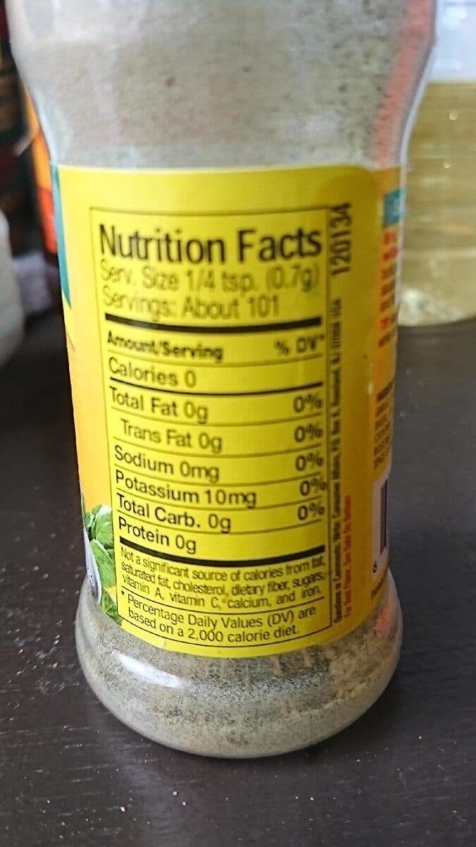 Mrs Dash Saltfree seasoning blend packshot