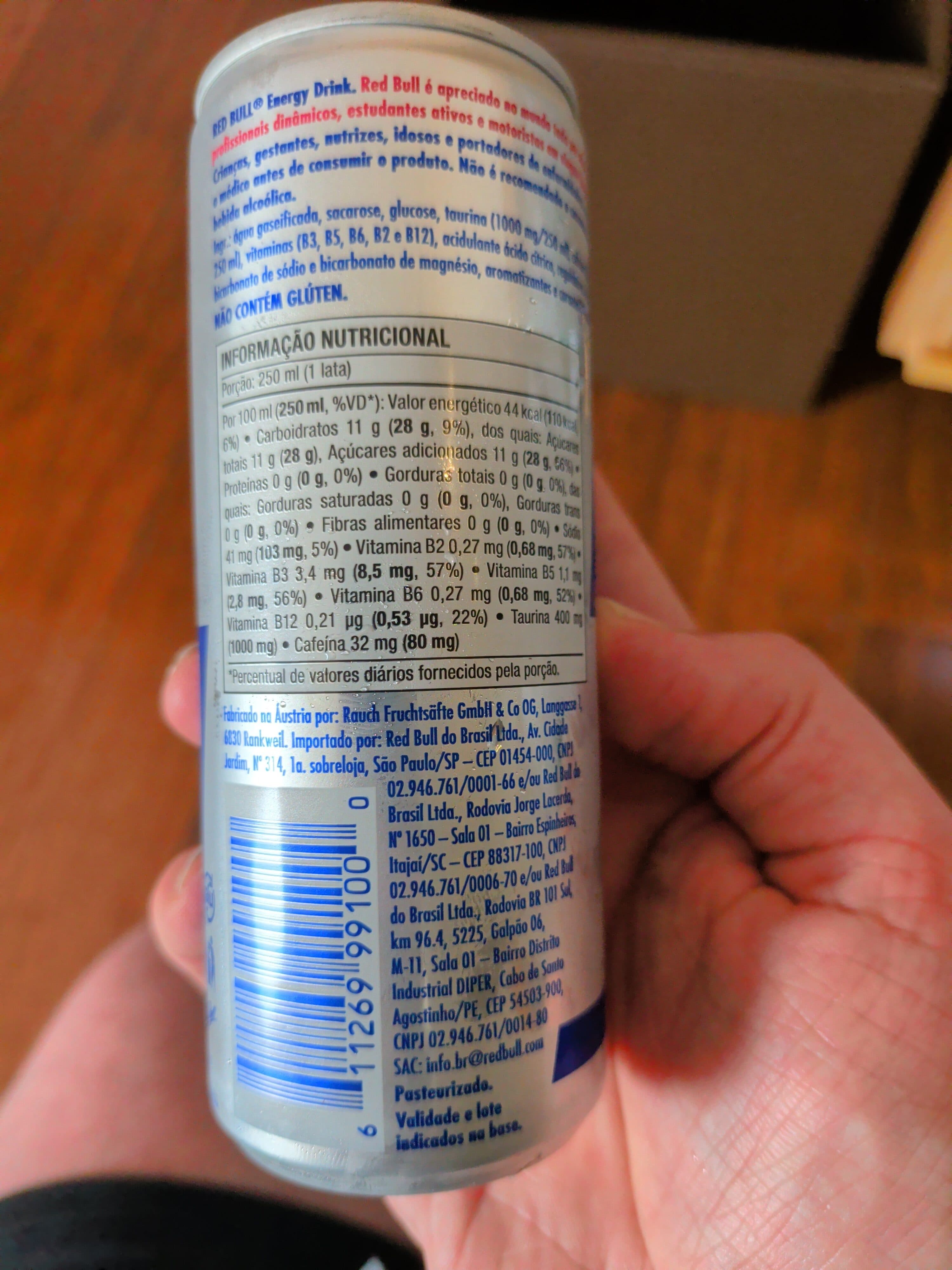 Red Bull Energy Drink packshot