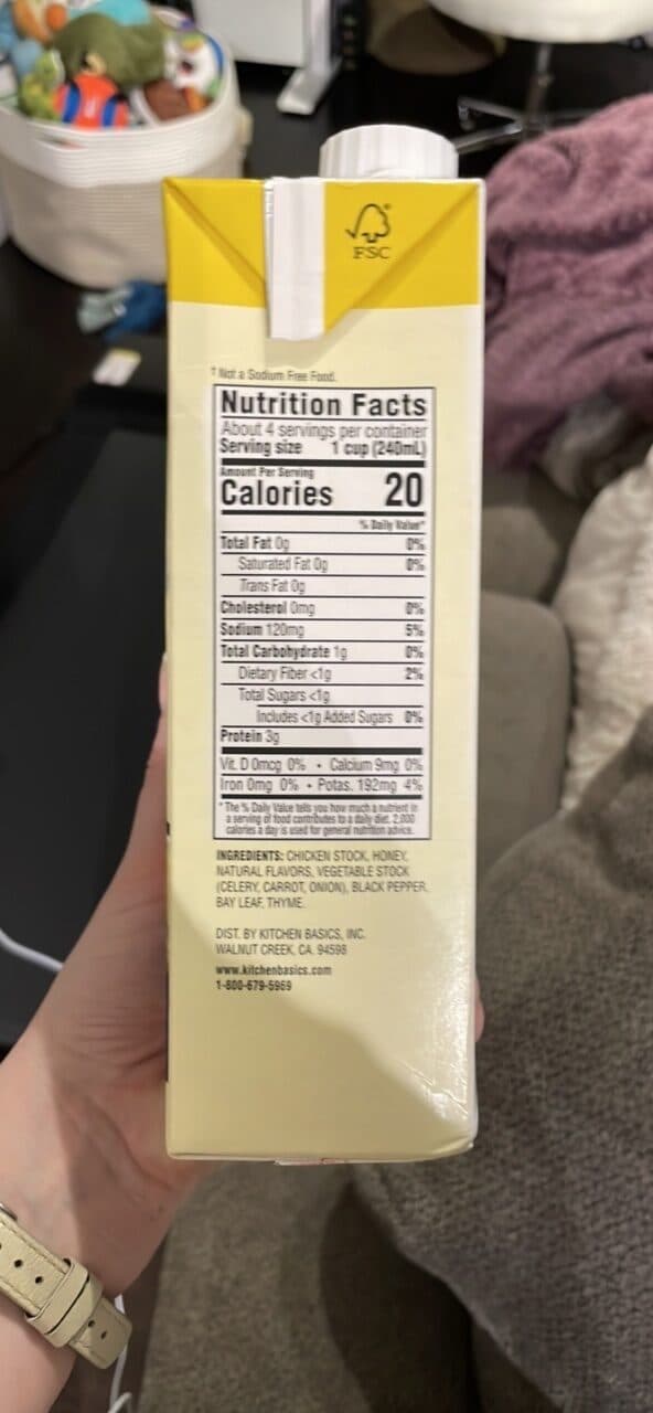 Kitchen Basics Unsalted Chicken Stock packshot