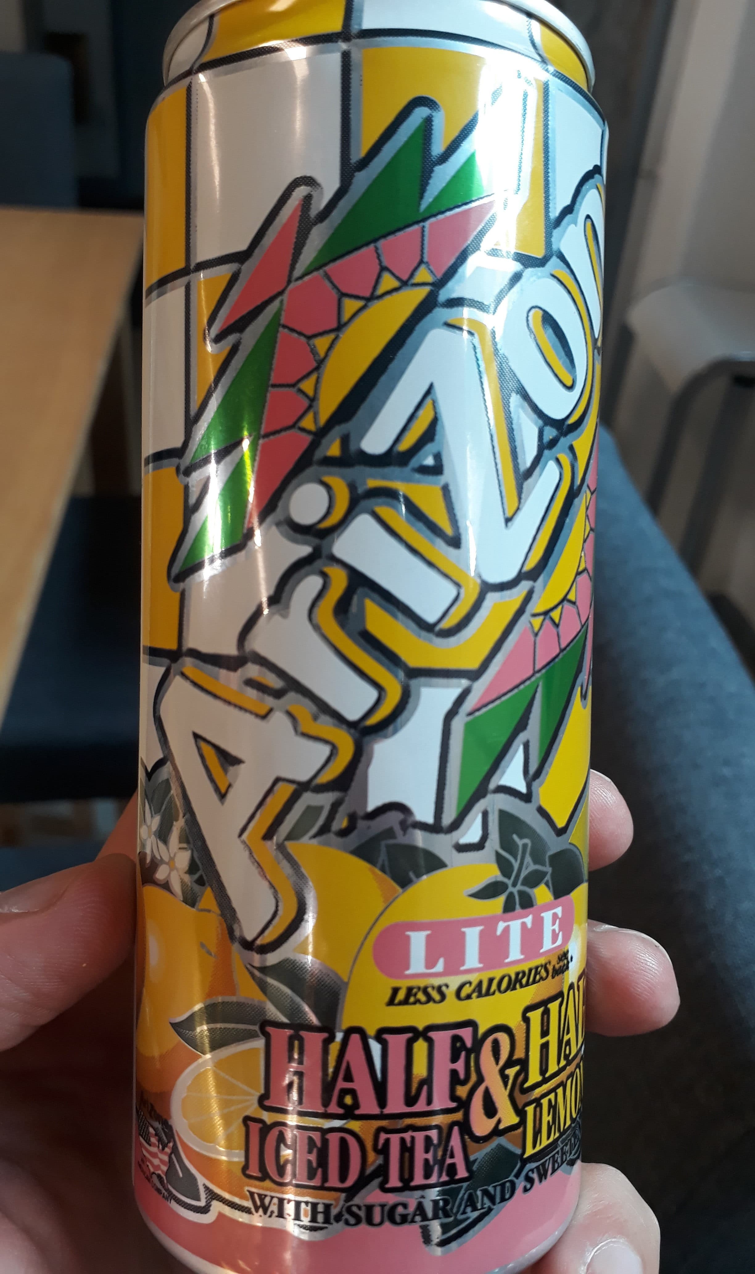 Arizona Half Iced Tea Half Lemonade packshot