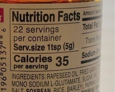 MOMOYA Chili Oil with Crunchy Garlic packshot
