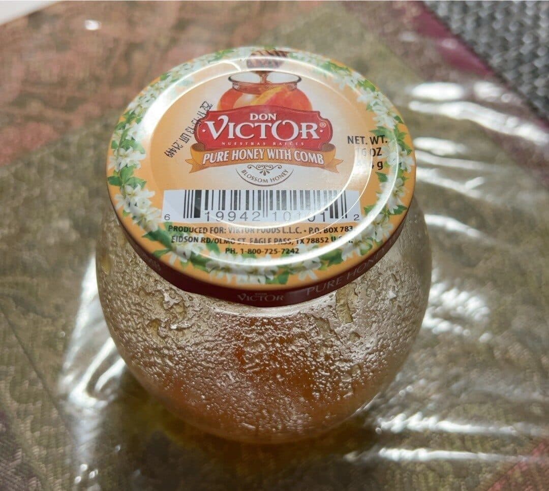 Don Victor Orange blossom comb honey globe packshot