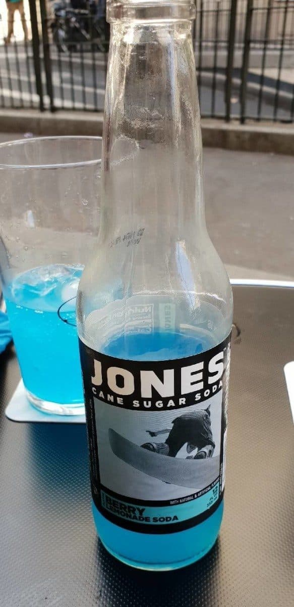 Jones Cane sugar soda packshot