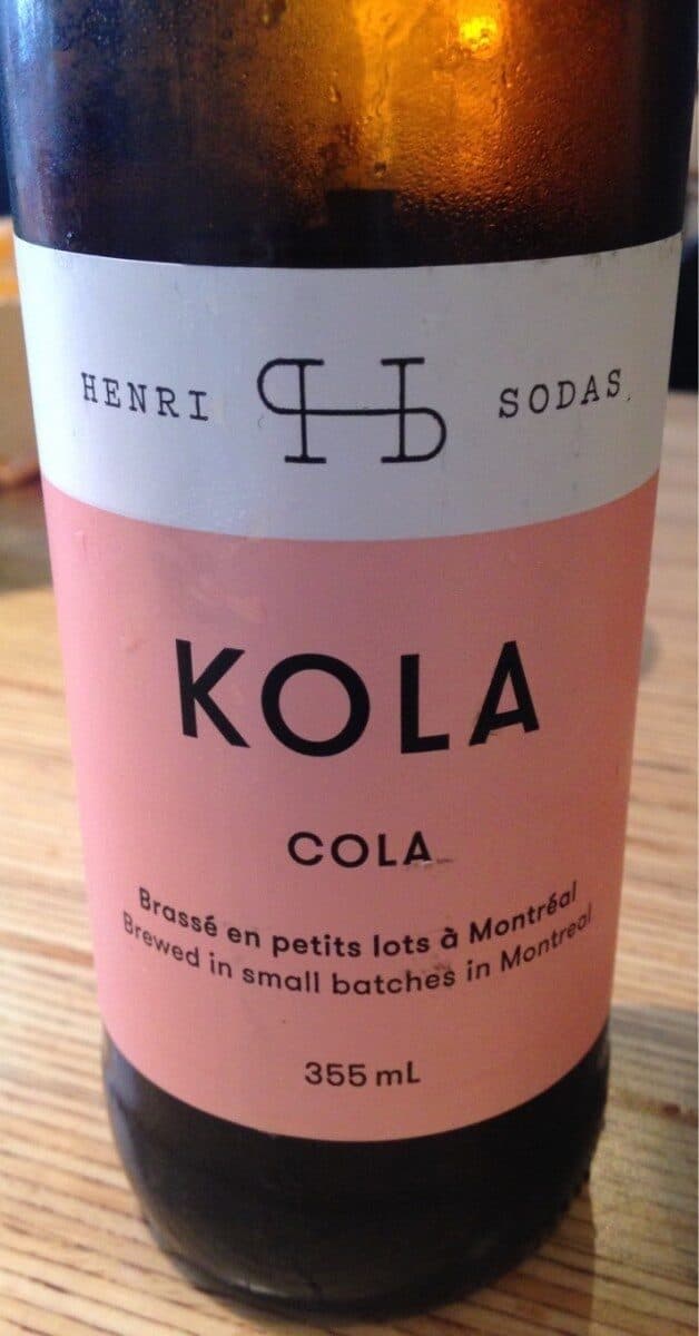 Henri Sodas Cola packshot