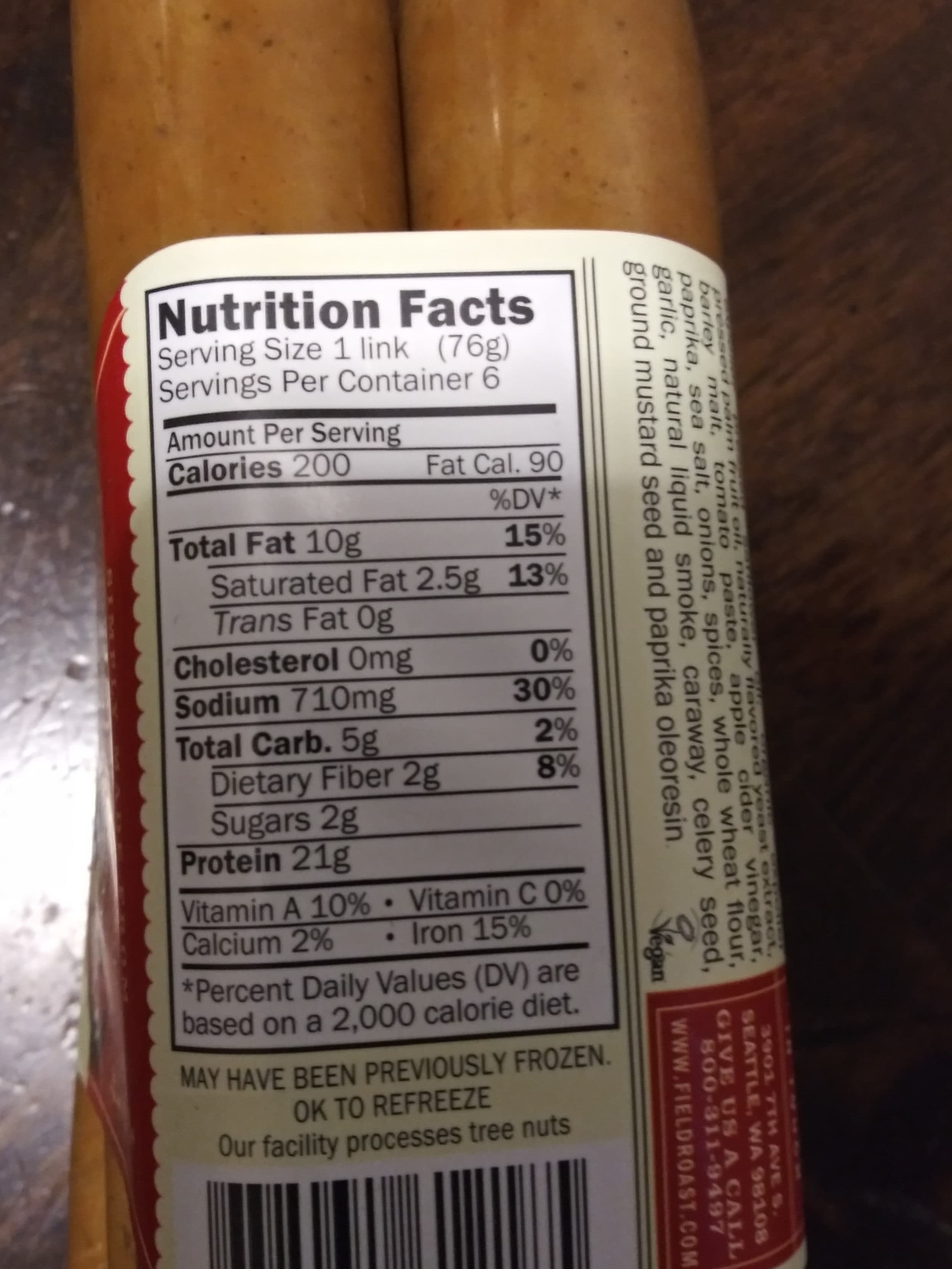 Field Roast Classic Smoked Plant-Based Frankfurters packshot