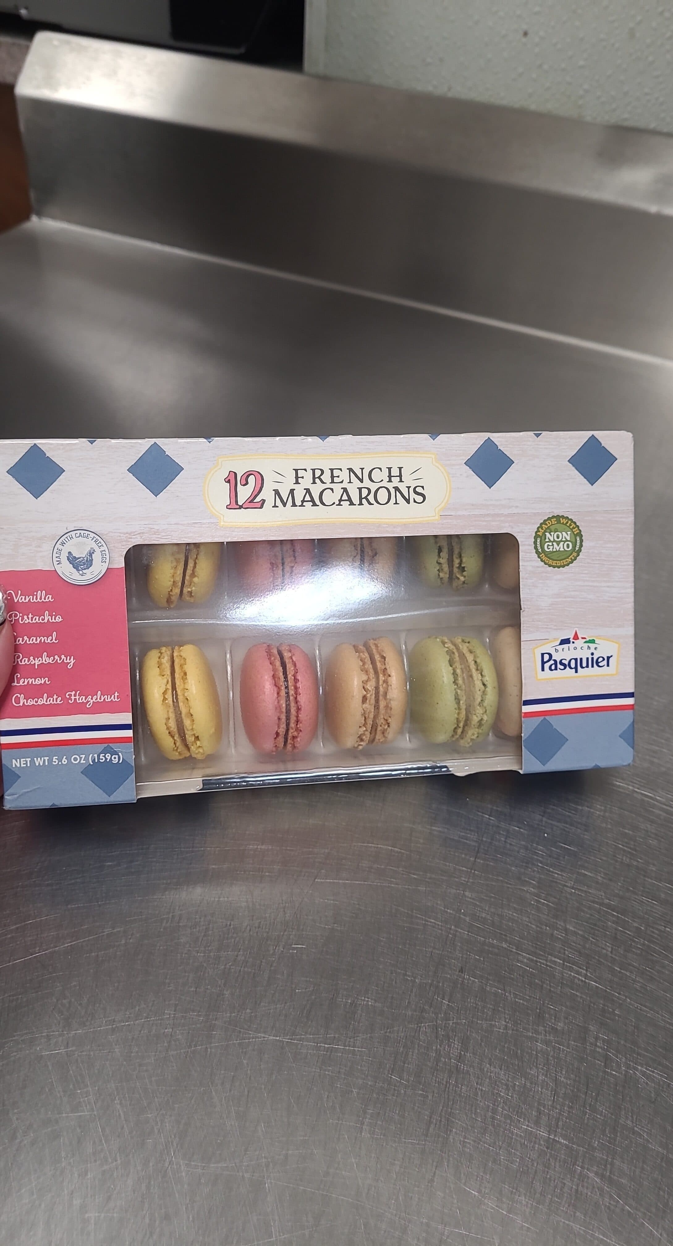 Pasquier French Macarons packshot