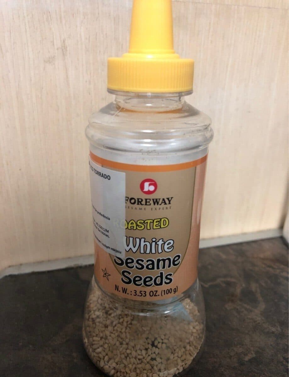 Foreway Roasted White Sesame Seeds packshot