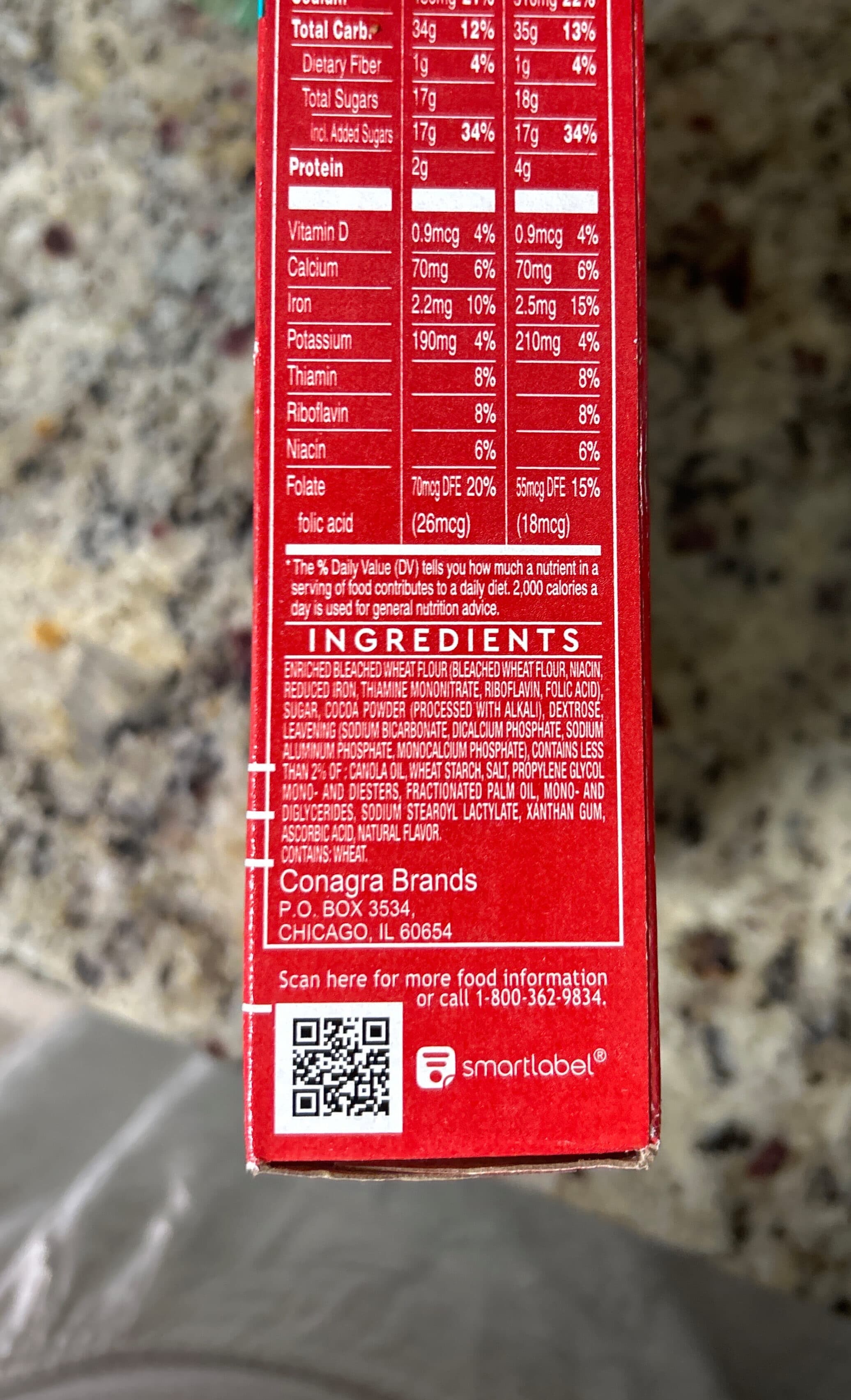 Duncan Hines Perfectly moist dark chocolate fudge cake mix packshot