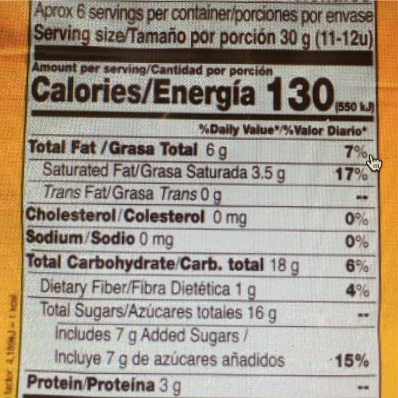 Britt Dark chocolate covered pineapple packshot