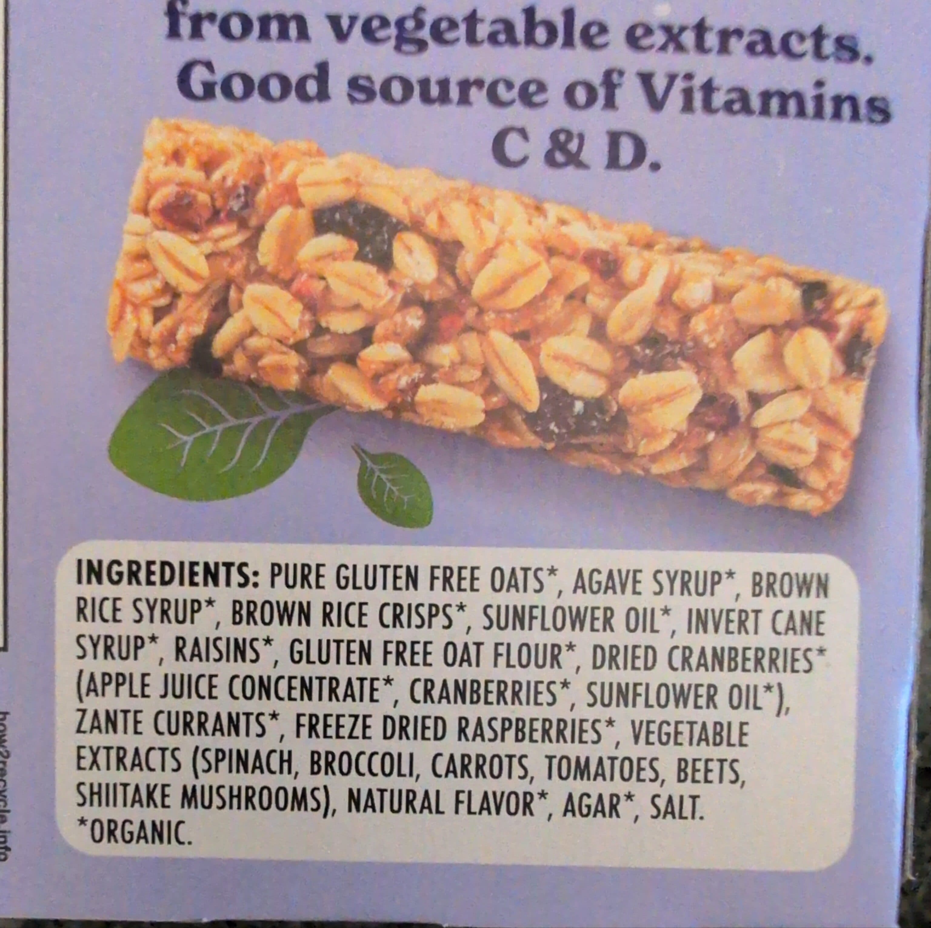 MADEGOOD ORGANIC CHEWY GRANOLA BARS mixed berry packshot