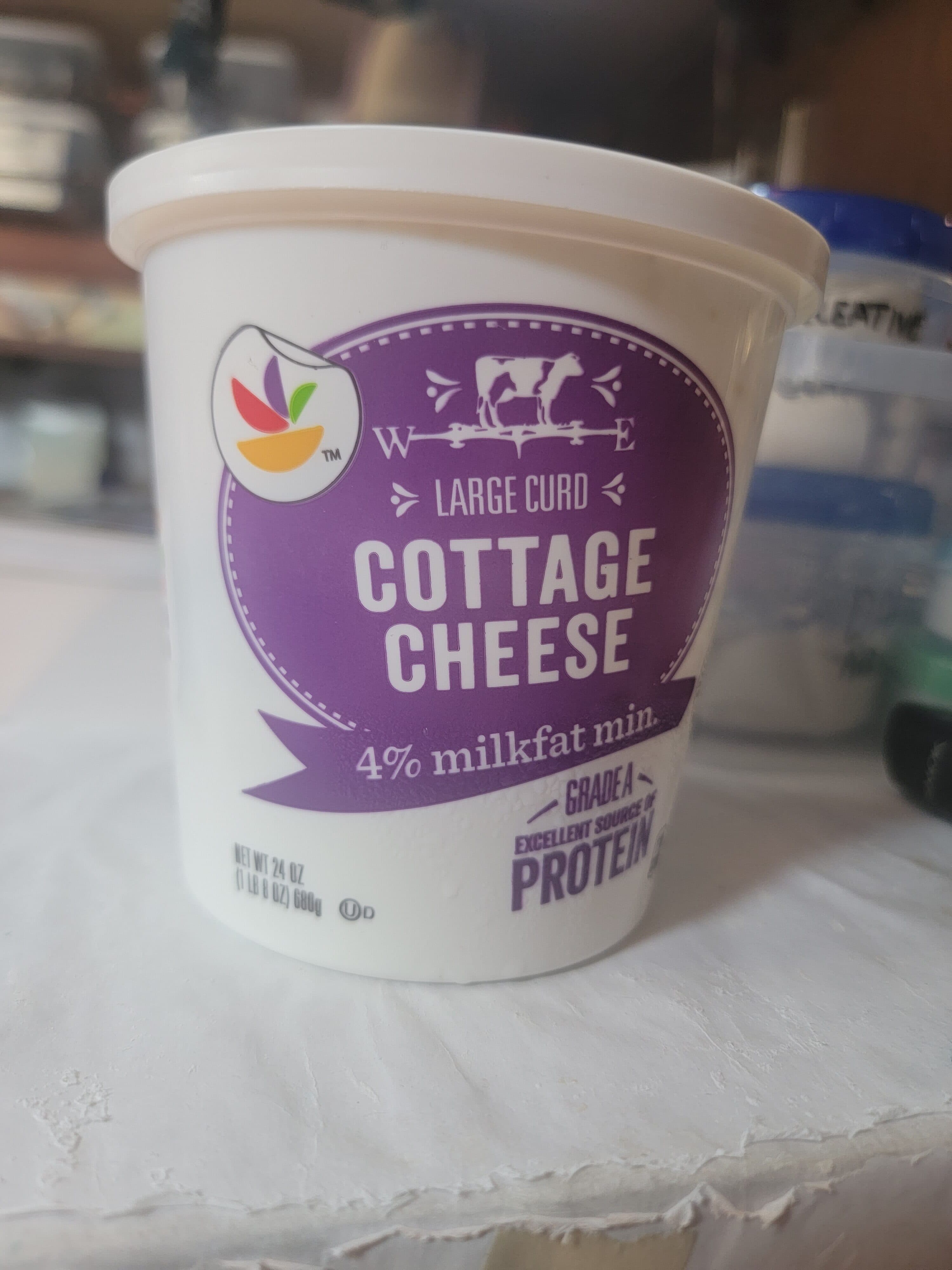 Giant Giant, large curd cottage cheese packshot
