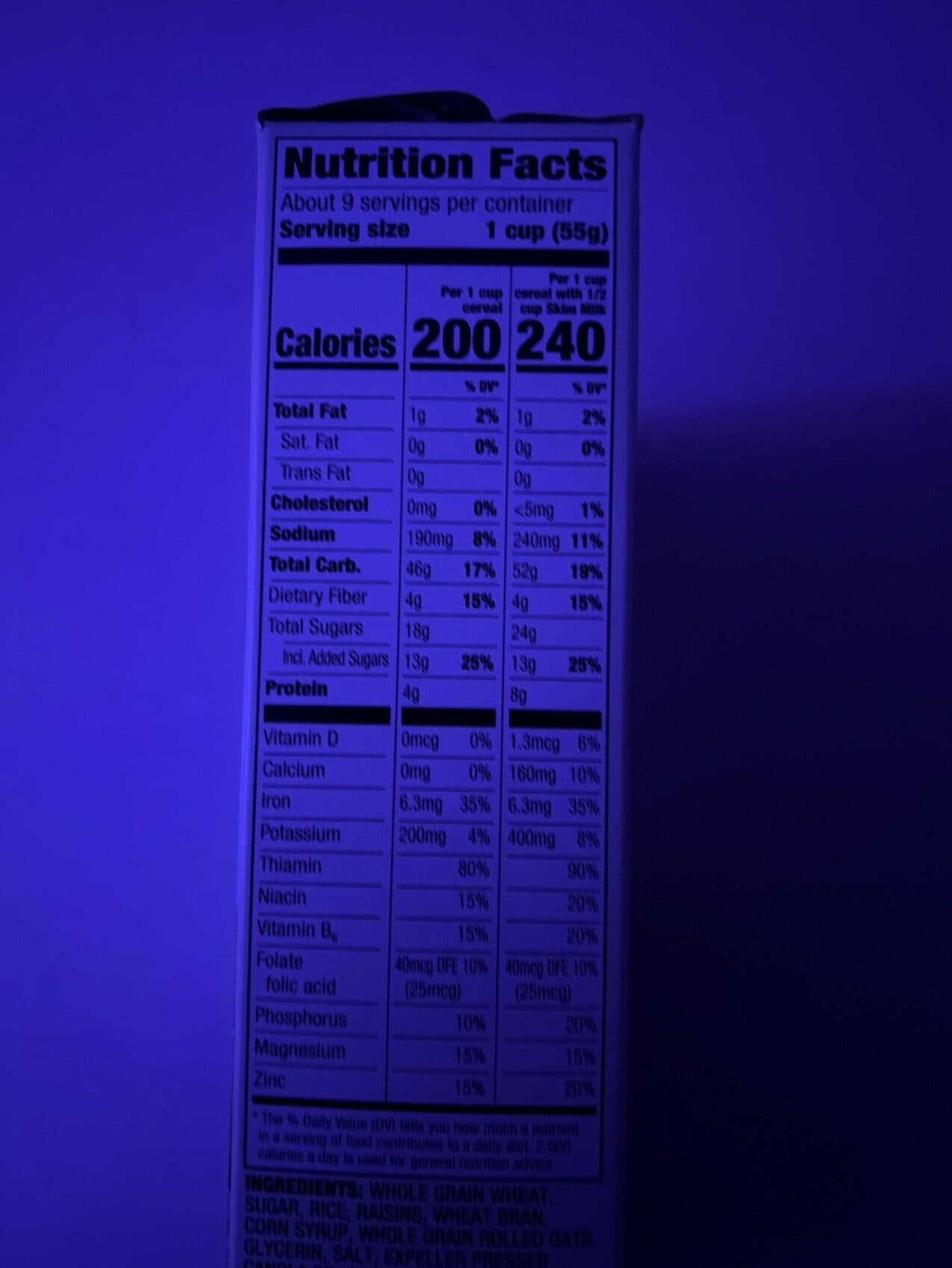 Foodhold Raisin bran cereal crunchy packshot