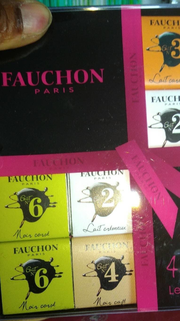 Fauchon Assortiment De 48 Carrés De Chocolats packshot