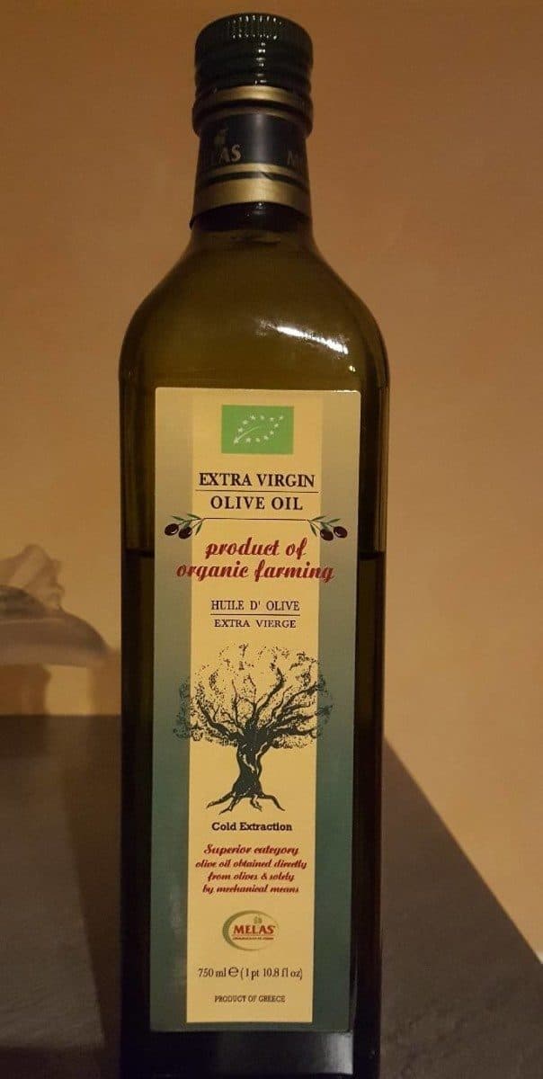 melas Extra virgin olive oil packshot