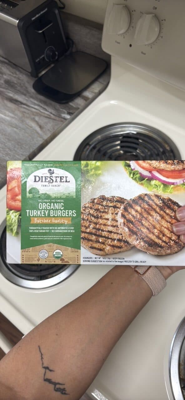 Diestel Family Ranch Organic Turkey Burgers packshot